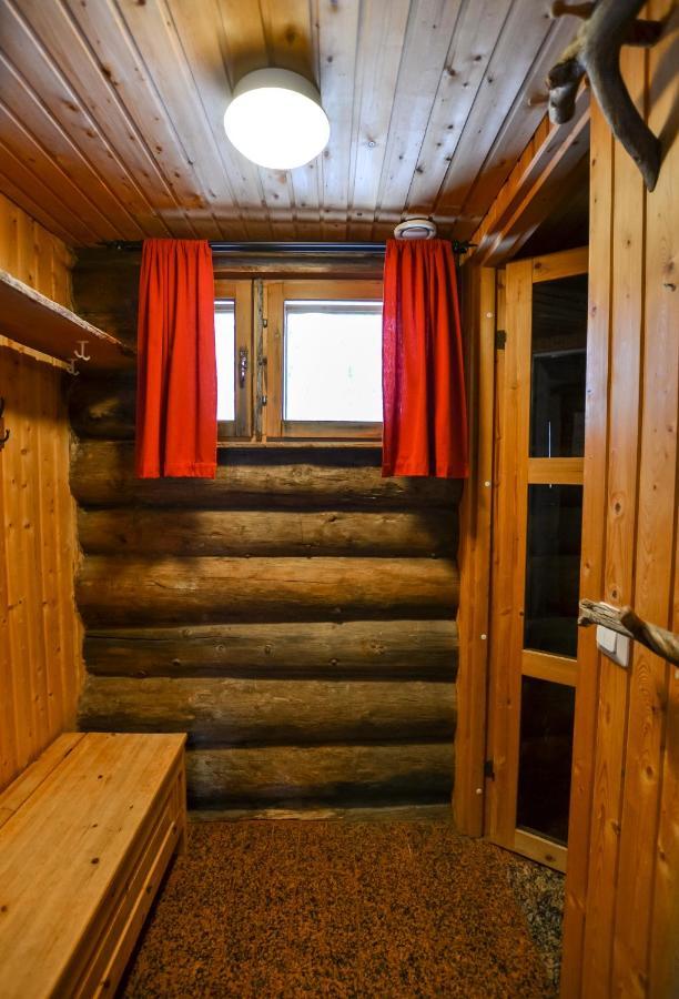Yllaeshilla Holiday home Akaslompolo